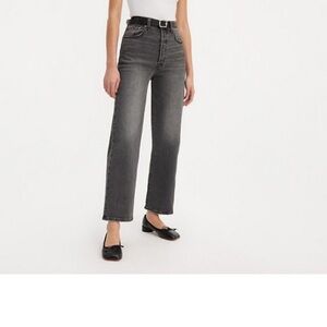 Levi’s Ribcage Ankle Straight Leg Jeans